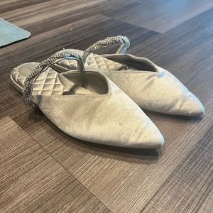 Birdies swan slides size 10, silver